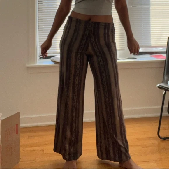 Thaikila Tempo pants reptile print, S - Picture 10 of 16